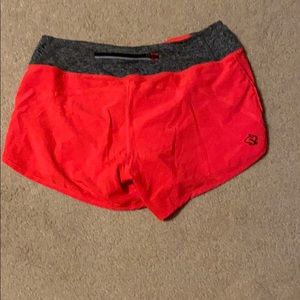 Rabbit hopper diva pink lined running shorts